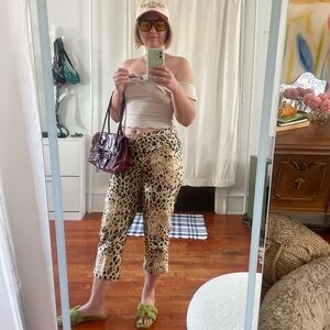 Vintage cheetah capris size 8